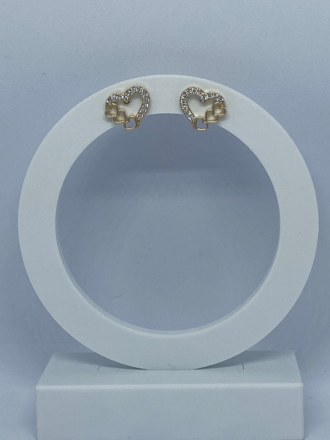 Brinco coração cravejado