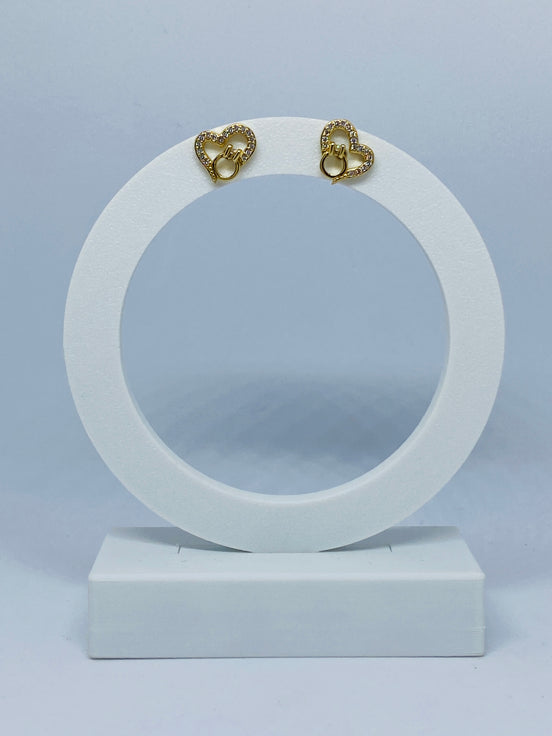 Brinco coração cravejado