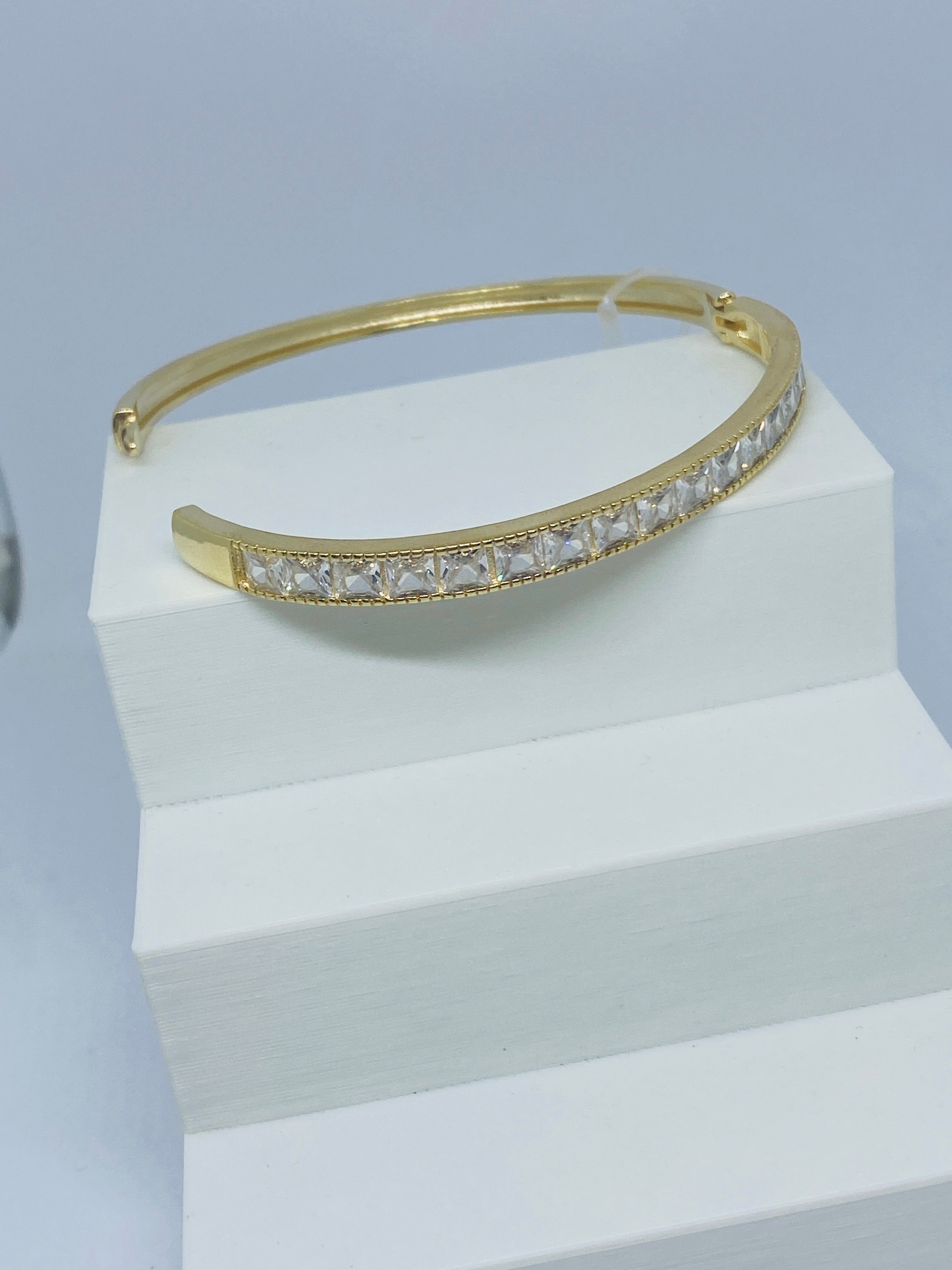 Pulseira Bracelete Cravejado