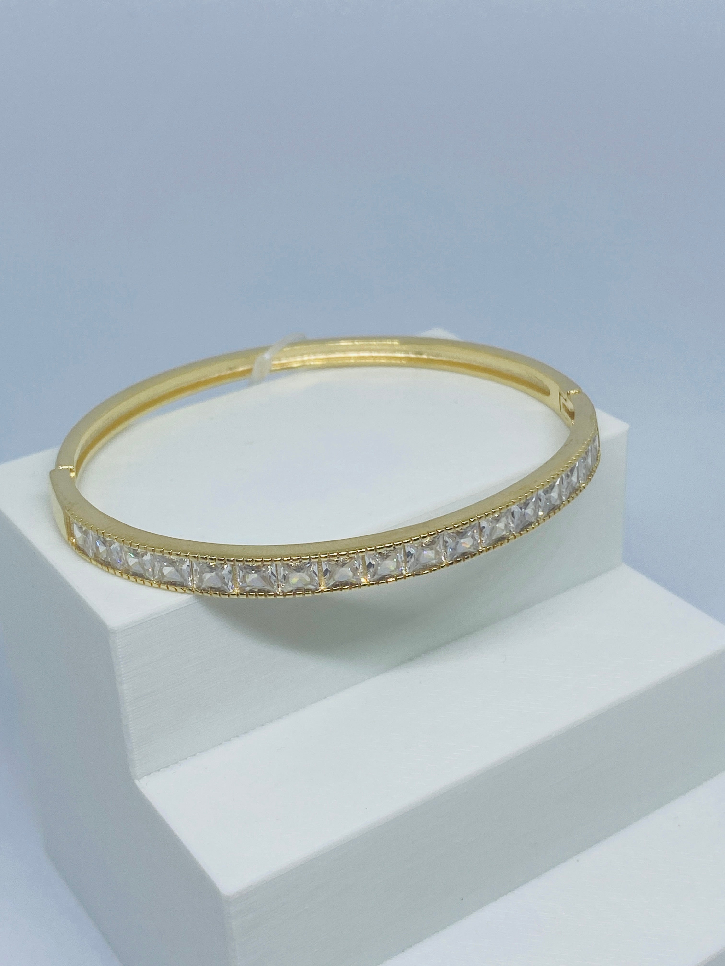Pulseira Bracelete Cravejado