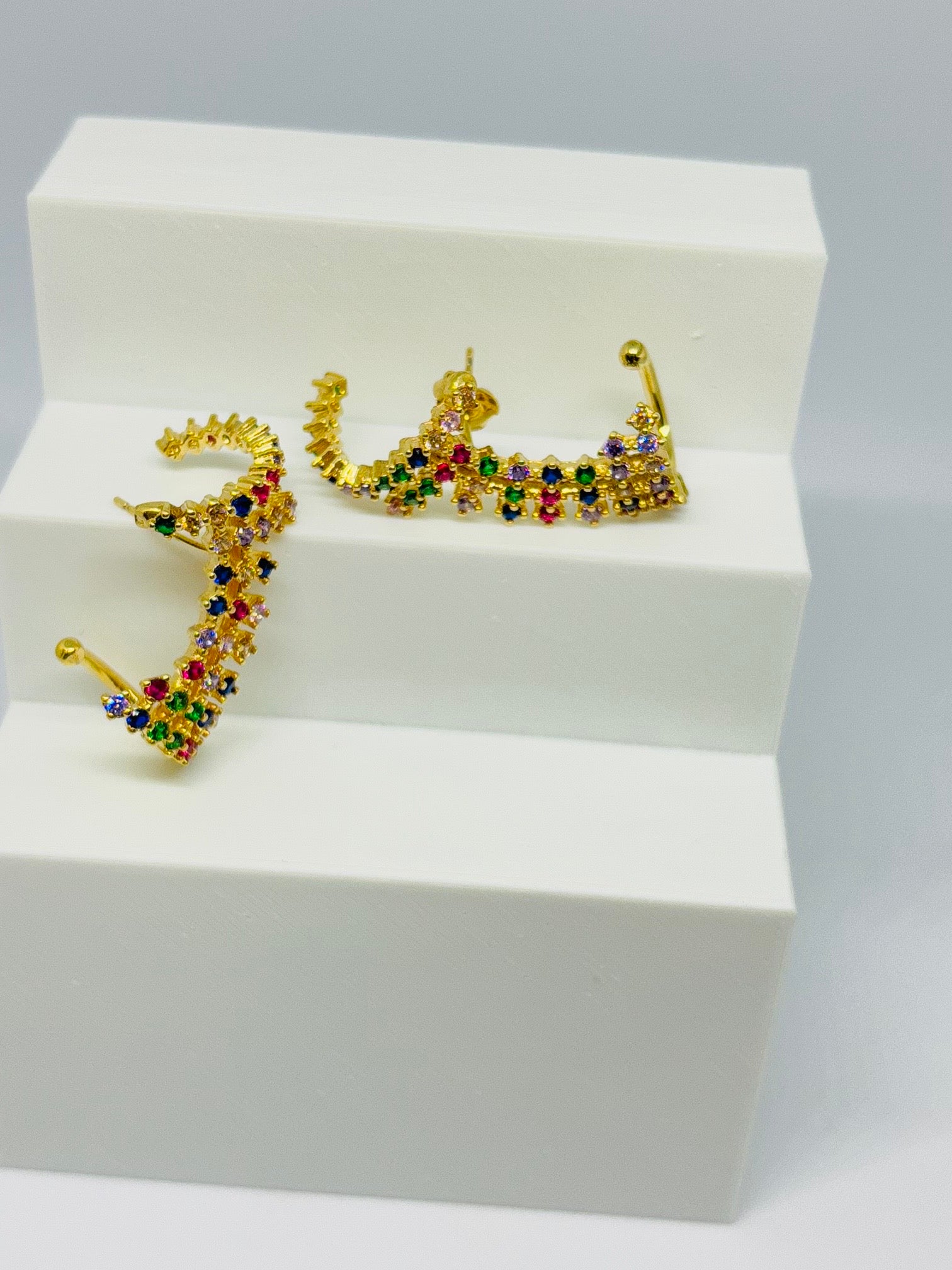 Brinco Ear Cuff Leque com Zirconias