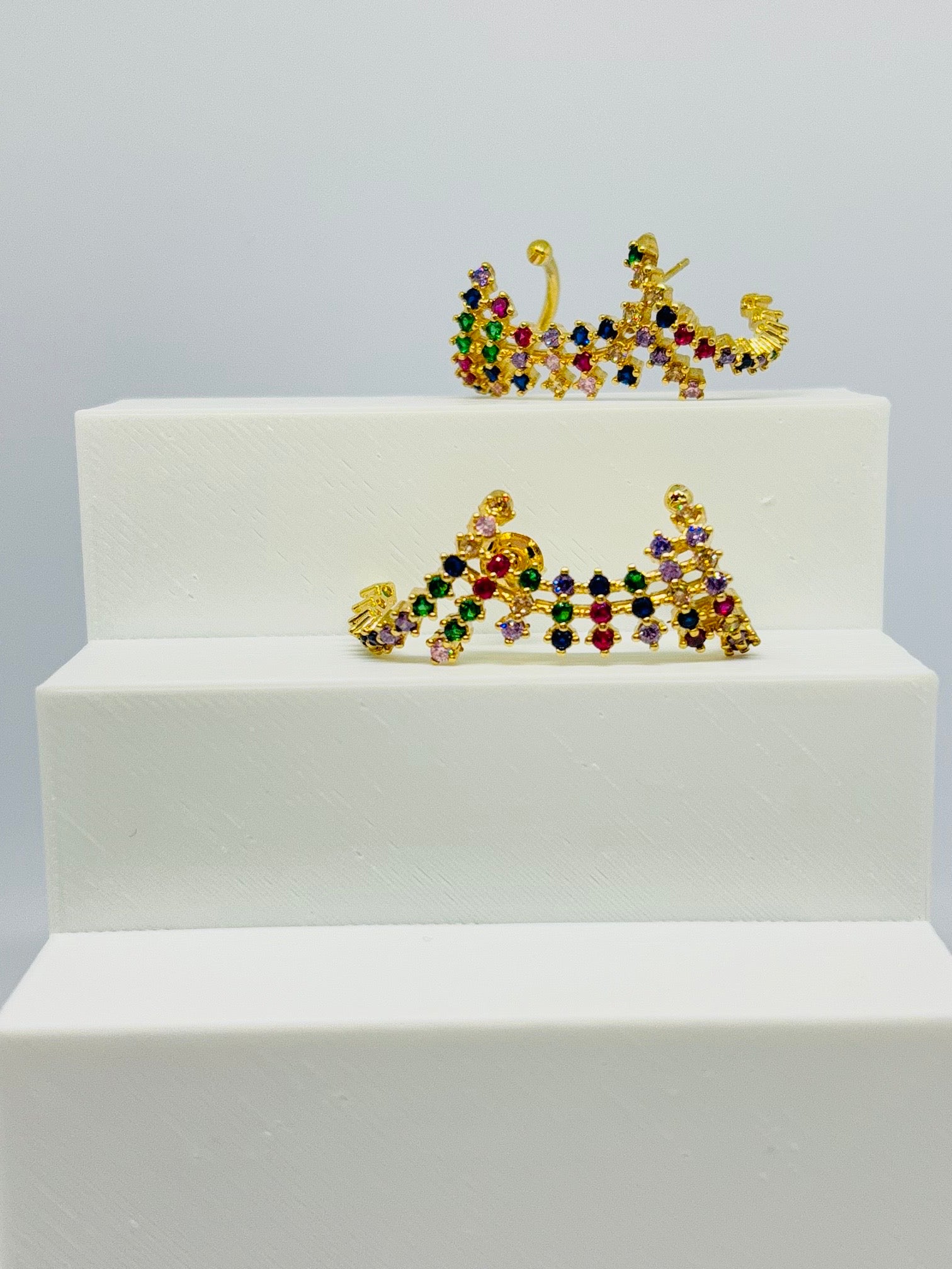 Brinco Ear Cuff Leque com Zirconias