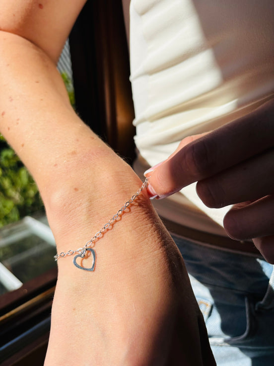 Pulseira com Pingente de Coração