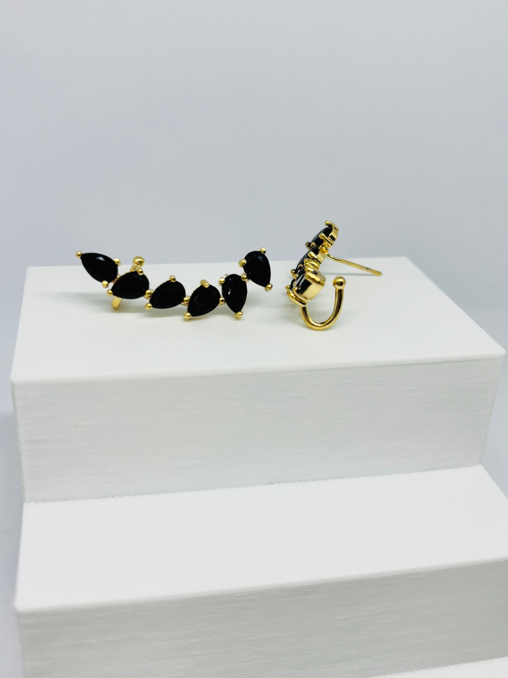 Brinco Ear Cuff Black