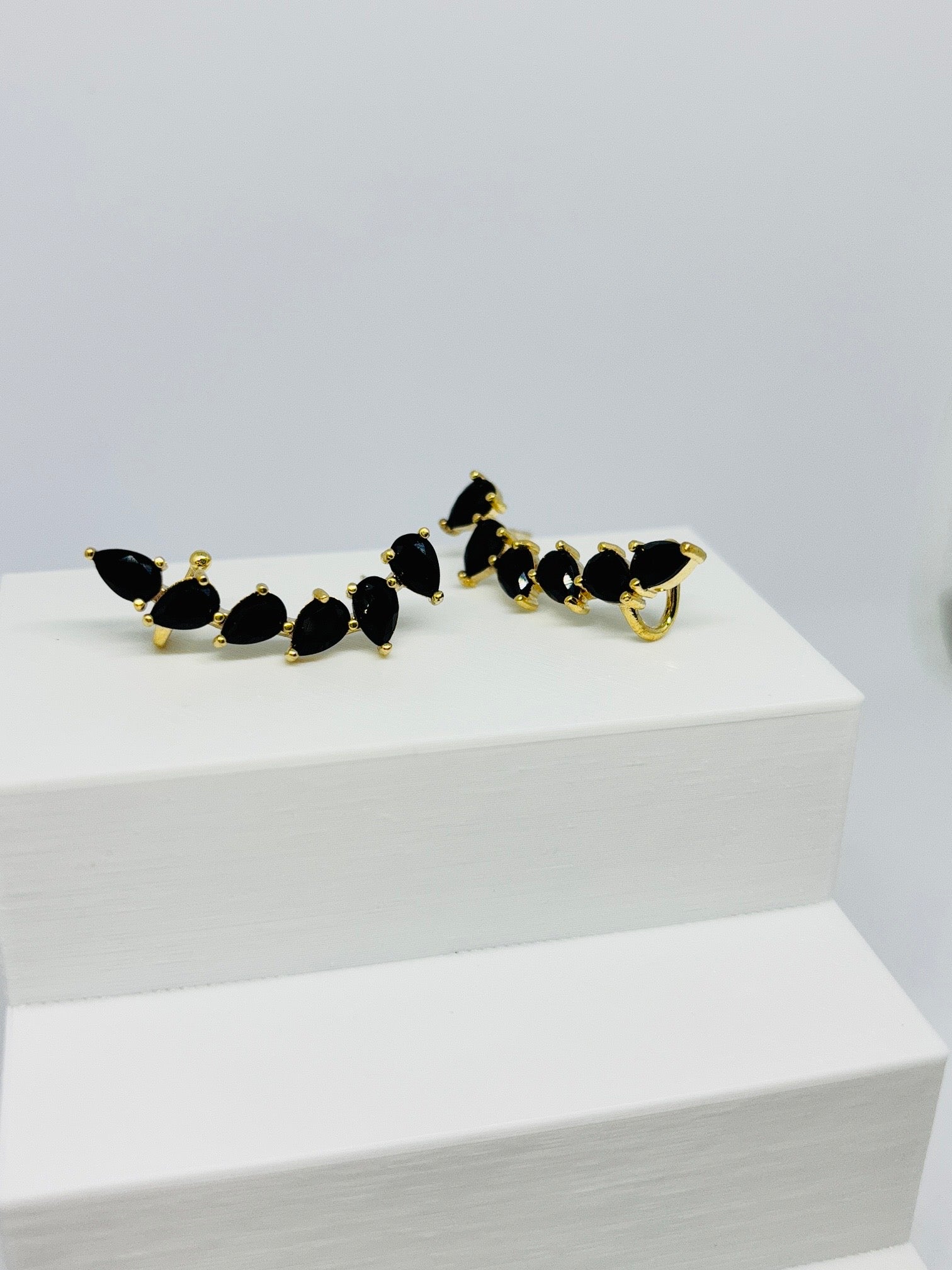 Brinco Ear Cuff Black