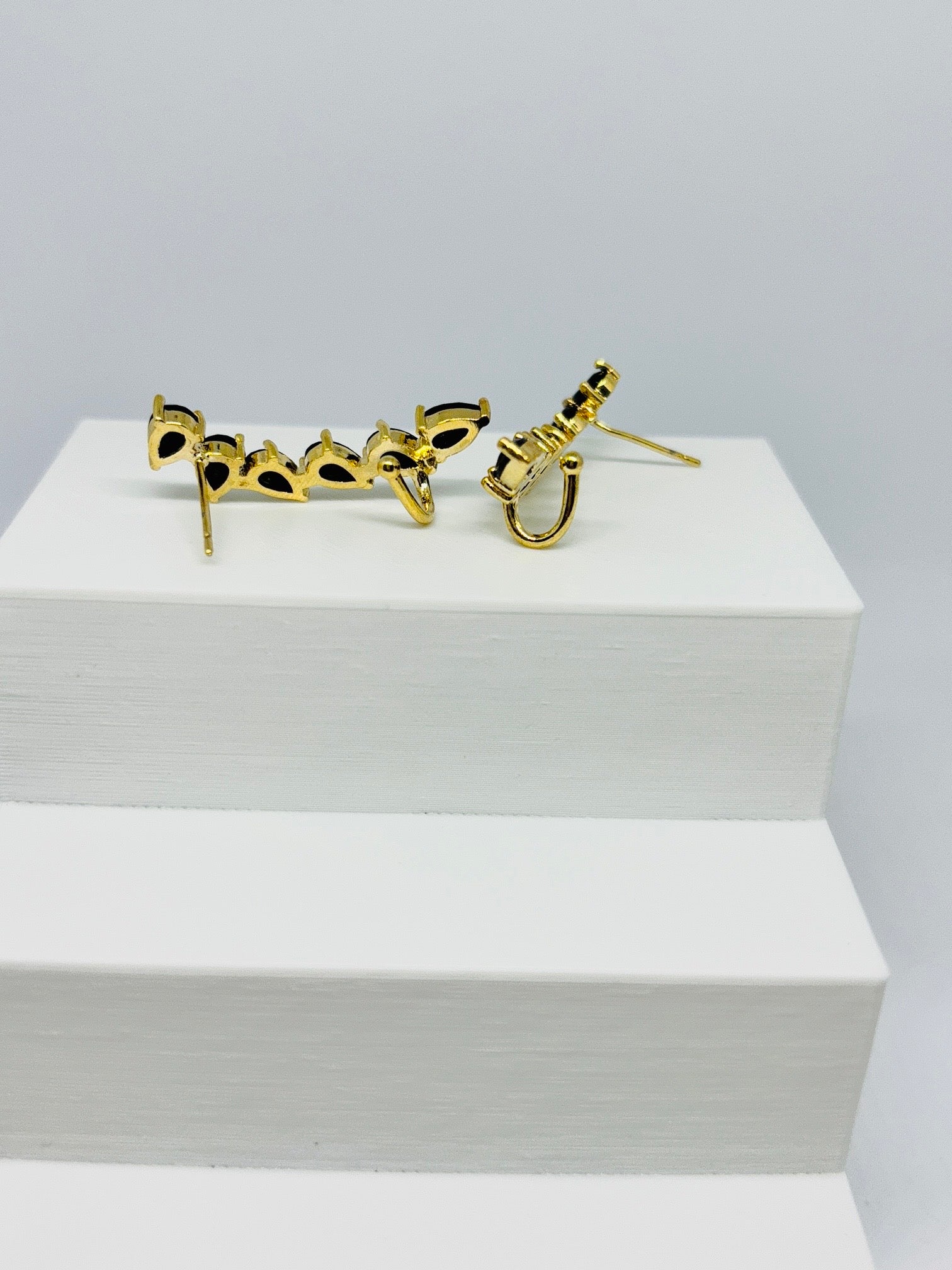 Brinco Ear Cuff Black