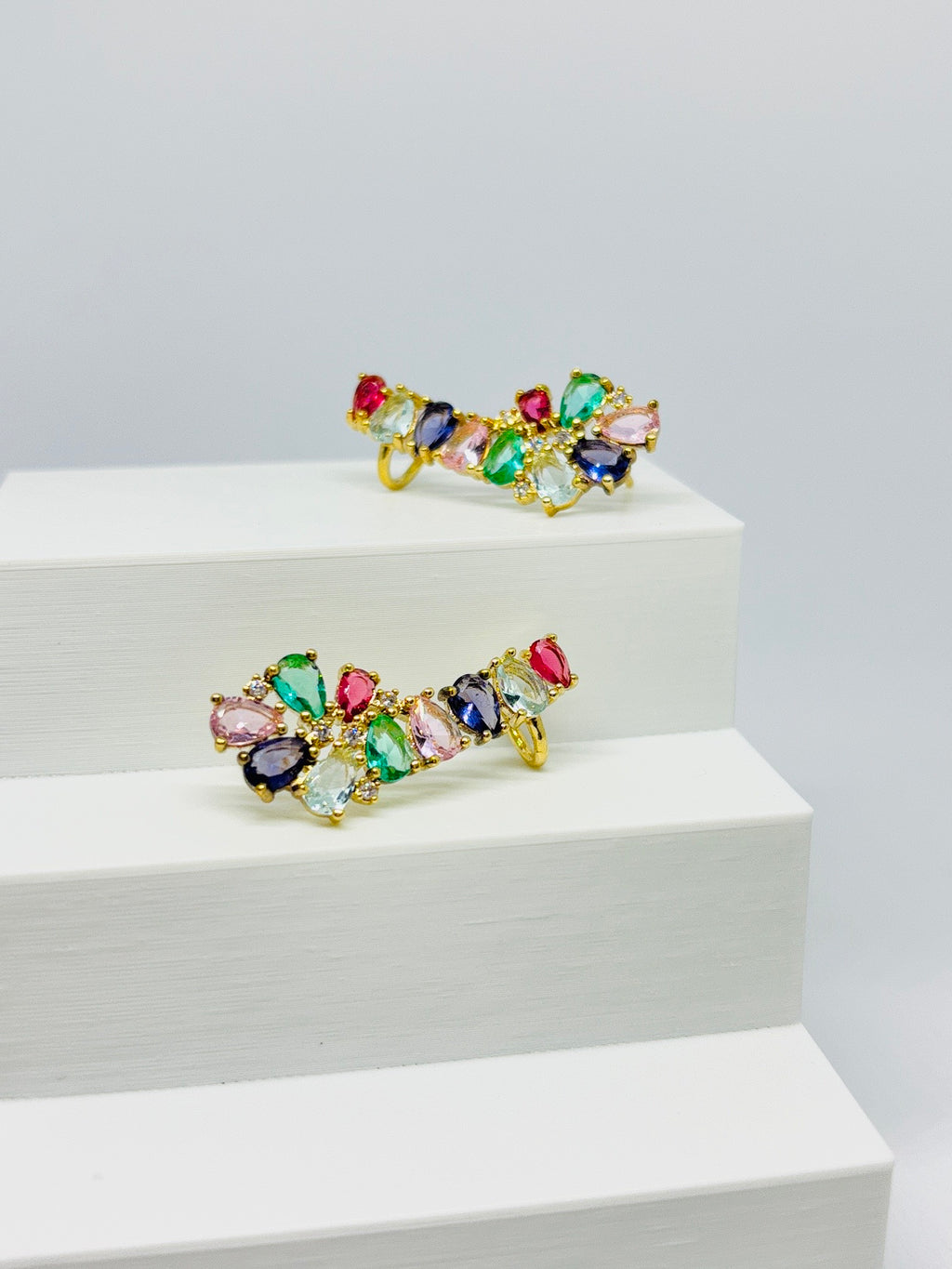 Brinco Ear cuff Arco iris