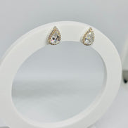 Brinco Gota cravejada