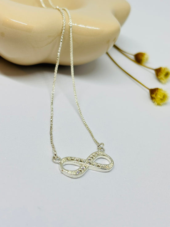Colar Infinito Brilhante