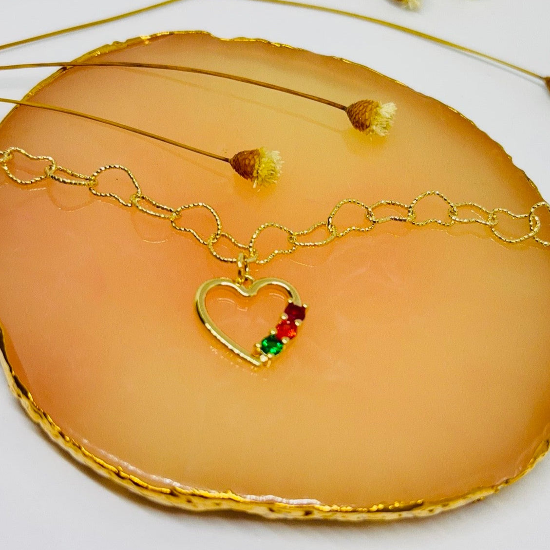 Pulseira Corações dourados