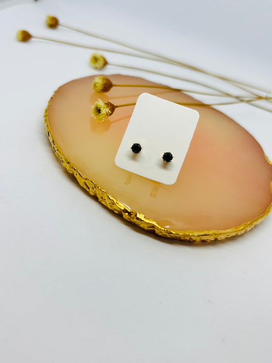 Brinco Ponto de Luz Preto