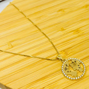 Colar Medalhão Mapa-Múndi