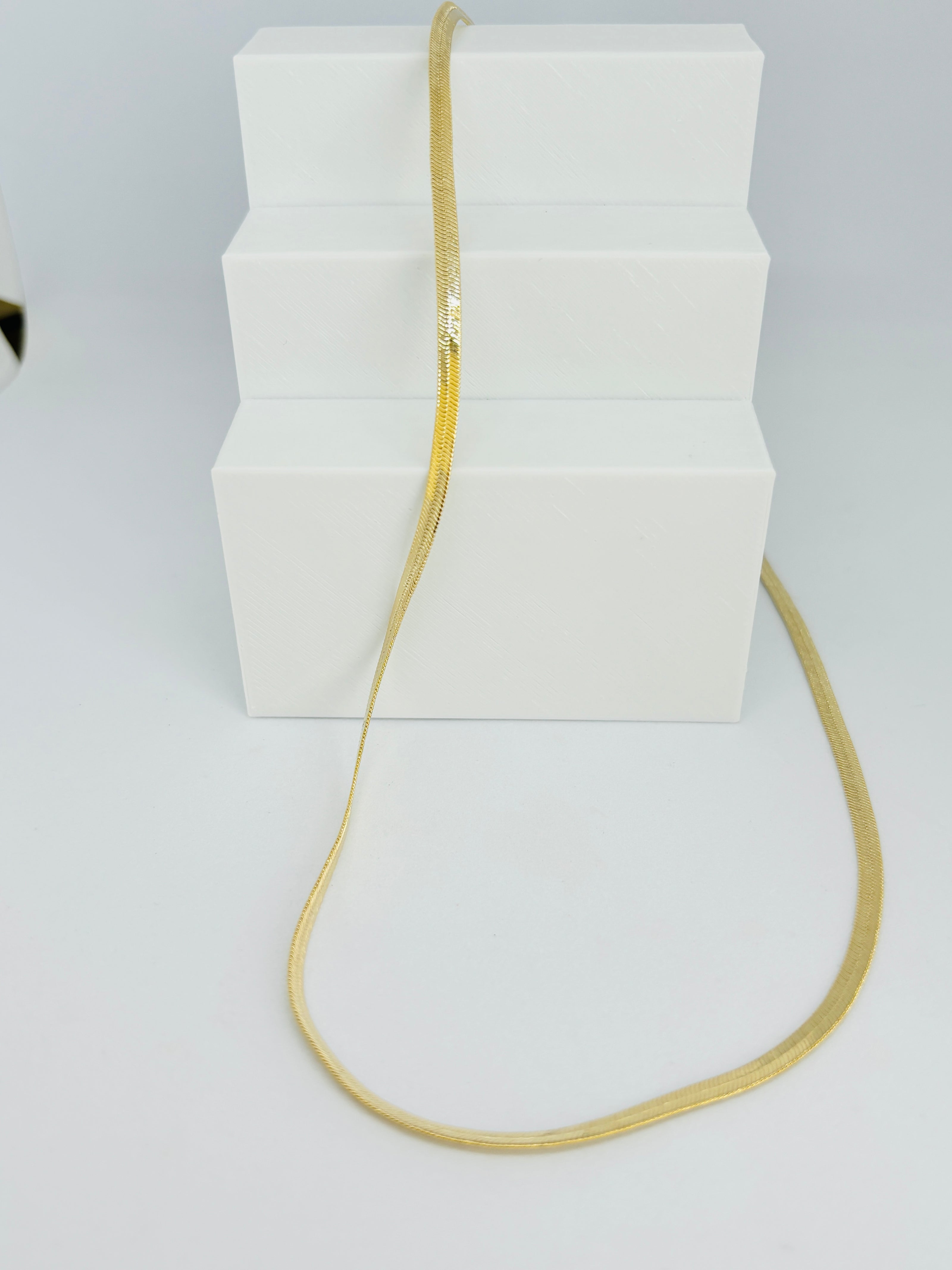 Choker Fita Fina gold